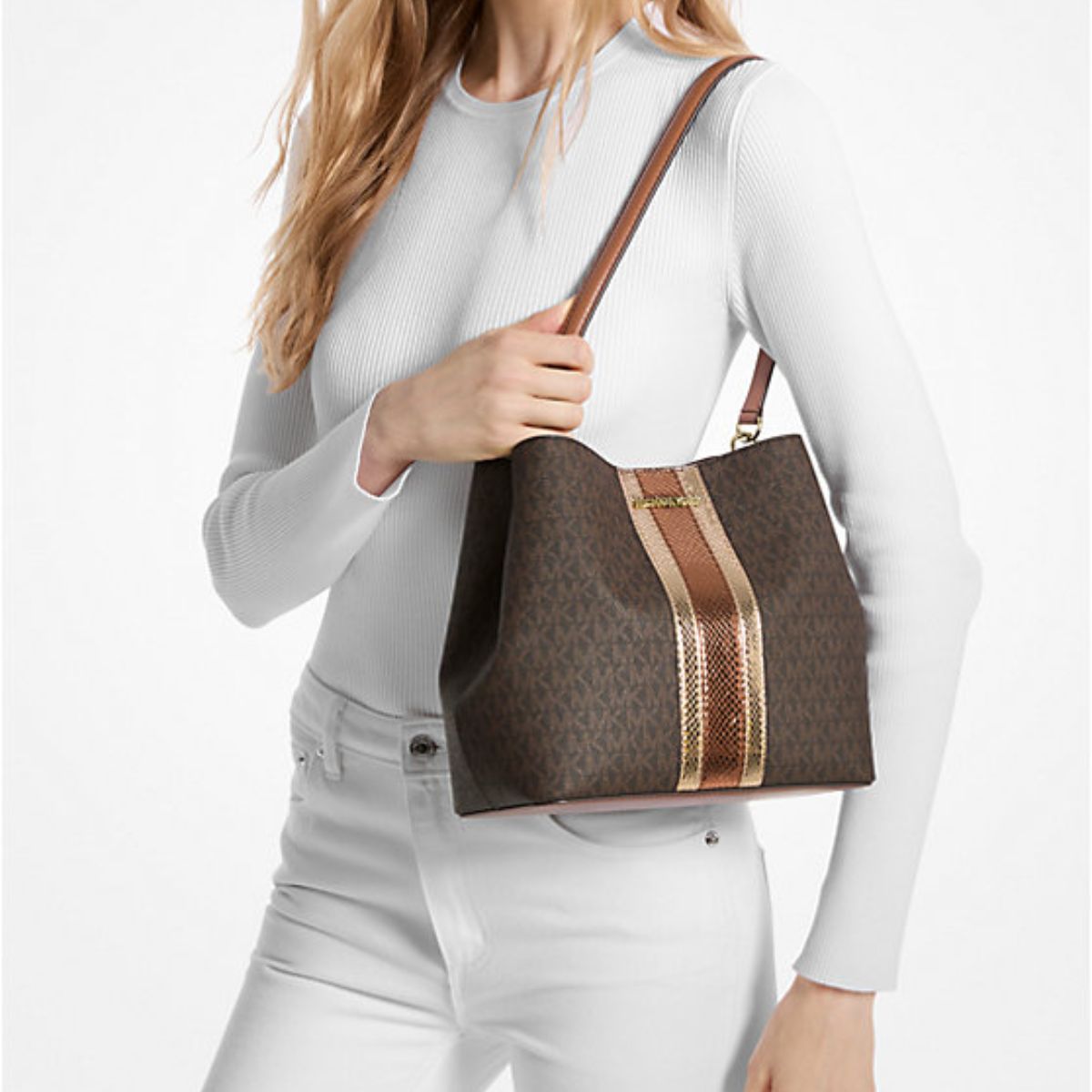 Pratt Metallic Shoulder Bag | BROWN